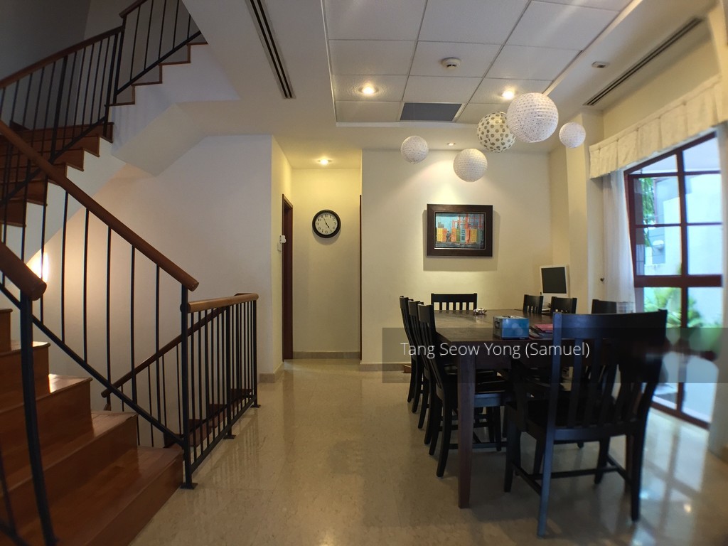 Garlick Avenue (D10), Semi-Detached #138592042